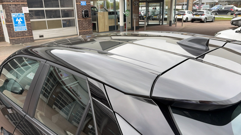 Toyota C-HR 1.8 Hybrid Icon 5dr CVT Hybrid Hatchback